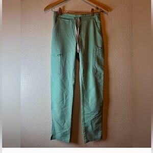 ❌Sold❌ Figs mint Green Women's yola scrub Pants